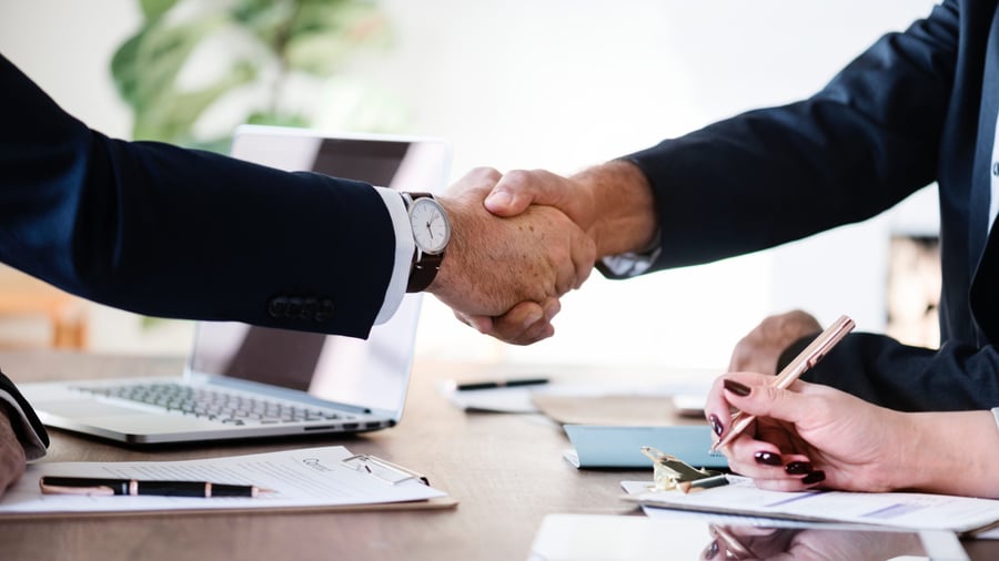 Handfasta tips för en lyckad onboarding av din säljare!
